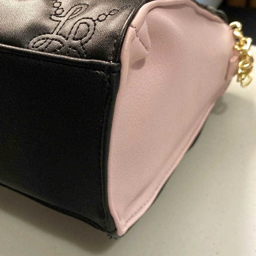 Betsey Johnson LBaddy Black And Pink Crossbody Bag NEW WITH TAGS - Picture 7 of 10